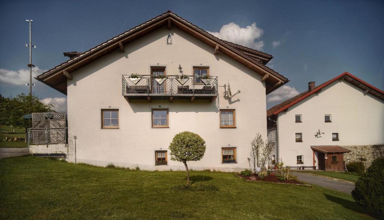 Ferienwohnung Mirtei Hohenau 外观 照片