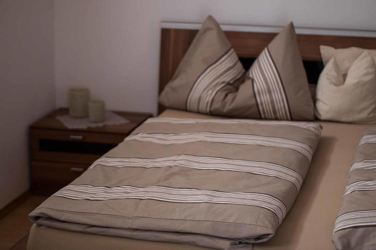 Ferienwohnung Mirtei Hohenau 外观 照片